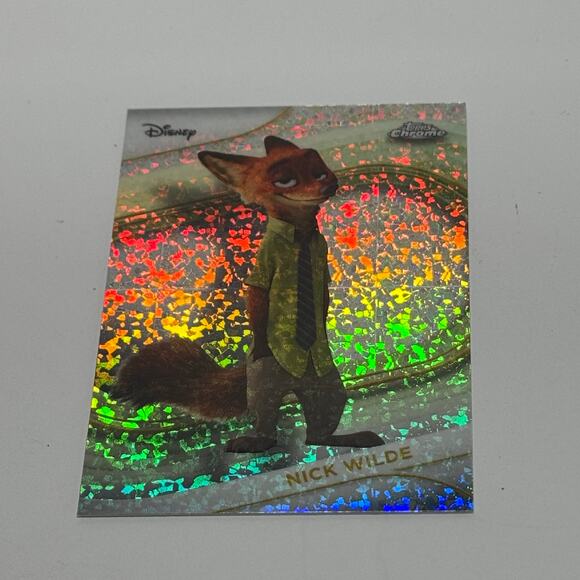 Disney Topps Chrome 2025 Nick Wilde Mini Diamonds Zootopia Exclusive - Picture 6 of 7